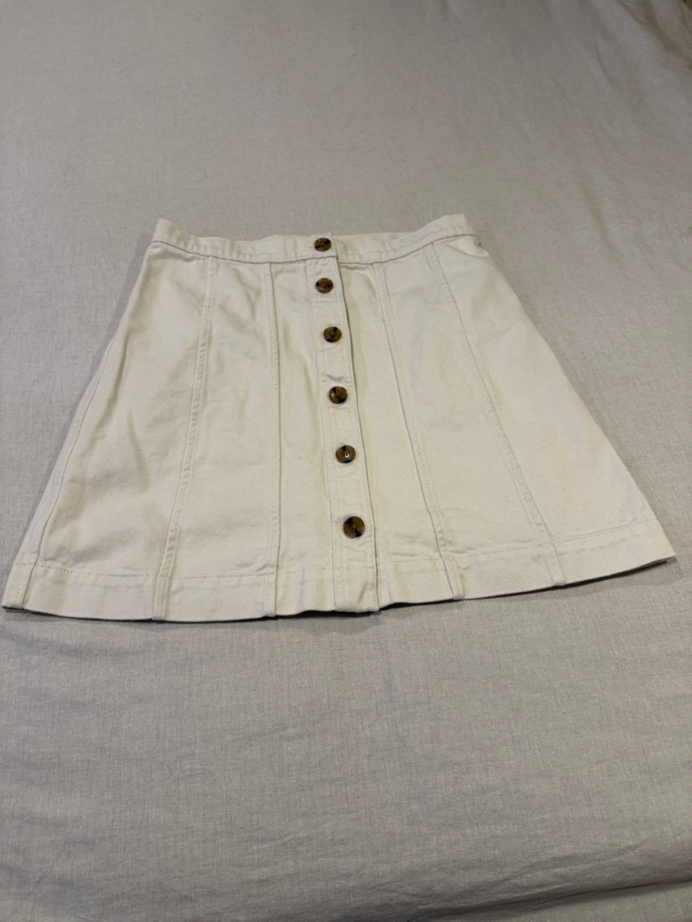 Banana Republic Off White denim Button-Front A-Line Skirt size 10